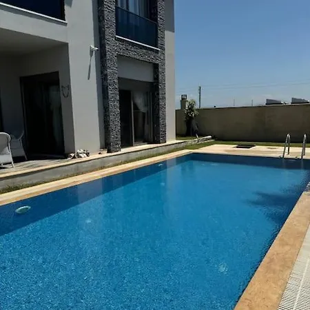 Misafirlerin Favorisi Naz Vila